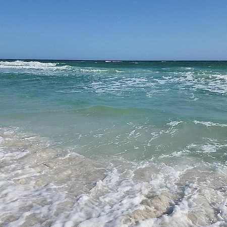 Entire Home- Gorgeous 3Br Townhome Pool, Grill, Washer, Dryer, 2 Free Drive Up Spaces Sleeps 6 Close To Everything Pcb! Panama City Beach Exterior foto